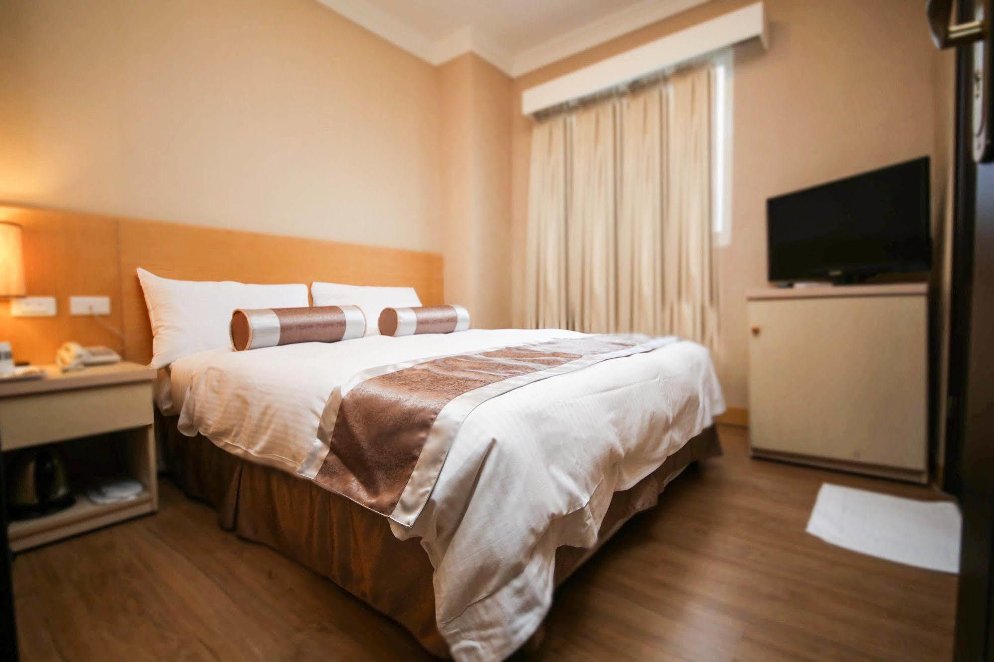 Together Hotel Hualien Zhongshan Exterior foto